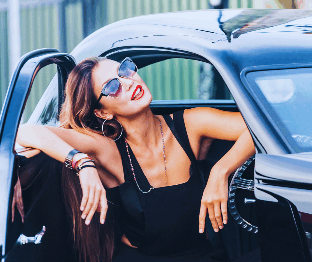 Top Cougar Dating Sites — Where to Meet Older Women
