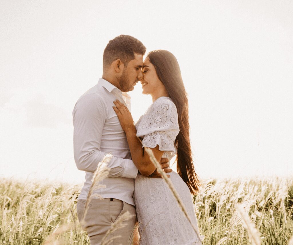 Marry Me in Travel – International Dating With Daisy Mae